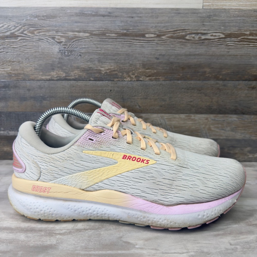 Brooks Ghost 16 Womens Size 9.5 Running Shoes 1204071B186 Gray Pink Yellow